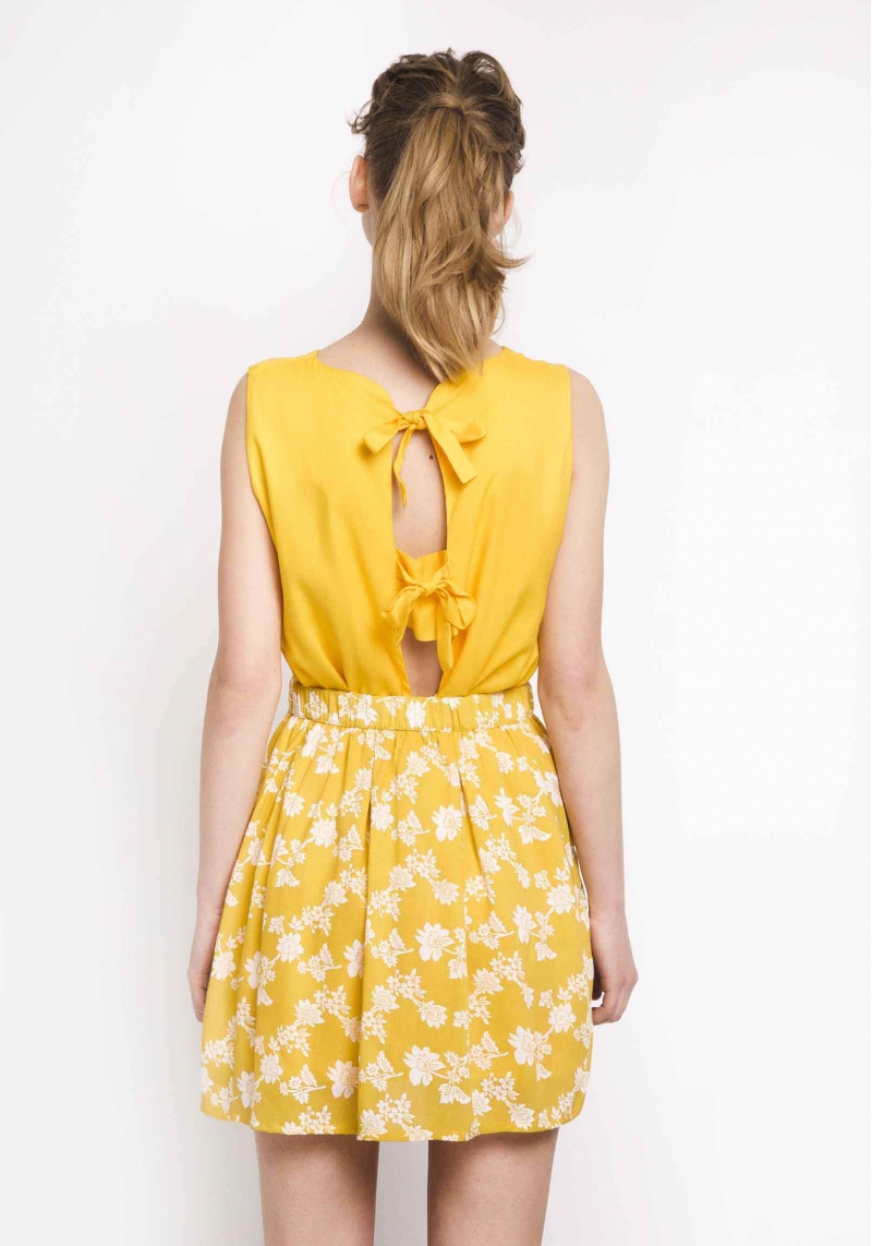 falda-corta-amarilla-flores (4) - TUL - Tienda online de Moda de