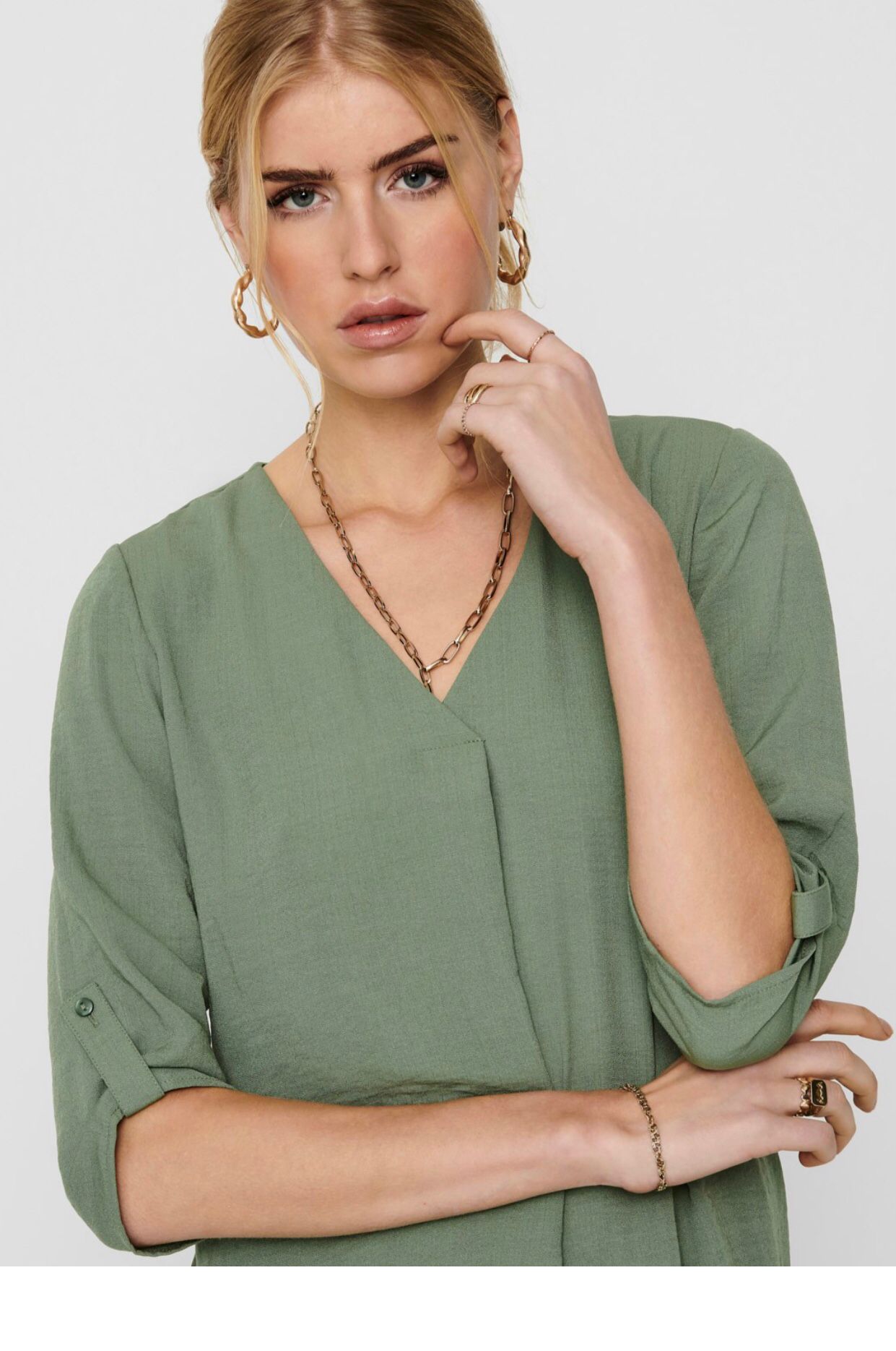 Camisa pico básica verde claro 15226911 TUL Tienda online de Moda